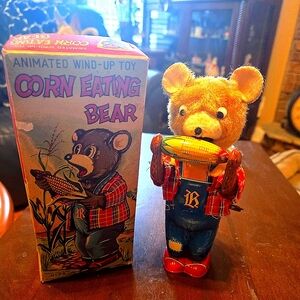 Vintage Alps Animated Wind-Up Corn Eating Bear